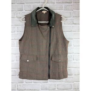 Hem & Thread Wool Plaid Vest Contrast Collar Greens Grannycore